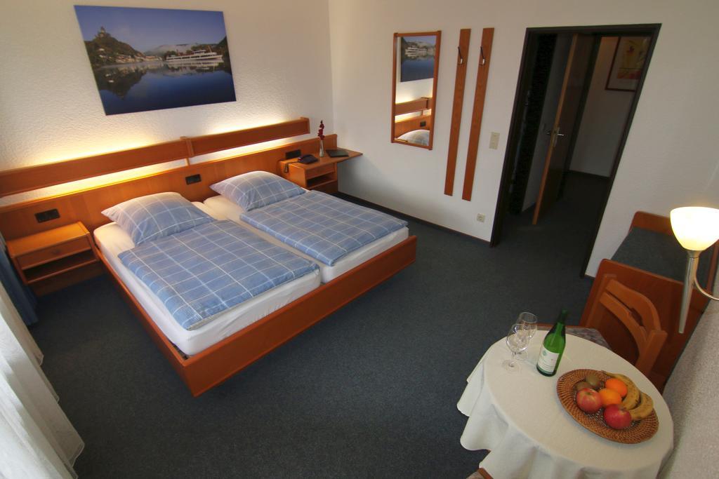 Hotel Klasen Кохем Екстериор снимка